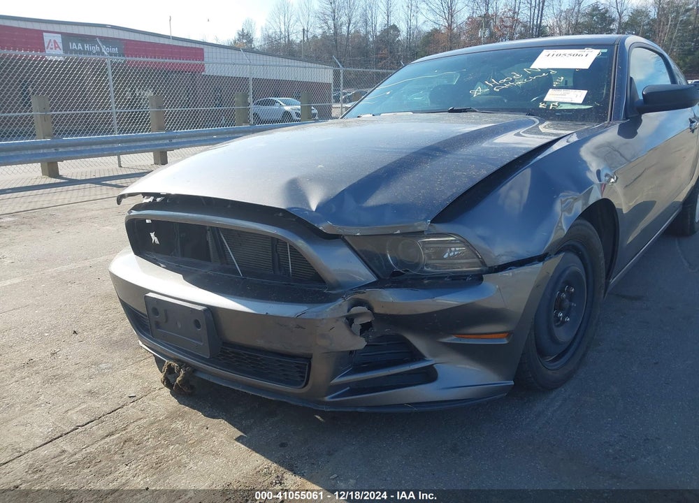 2014 FORD MUSTANG VIN: 1ZVBP8AM4E5257190