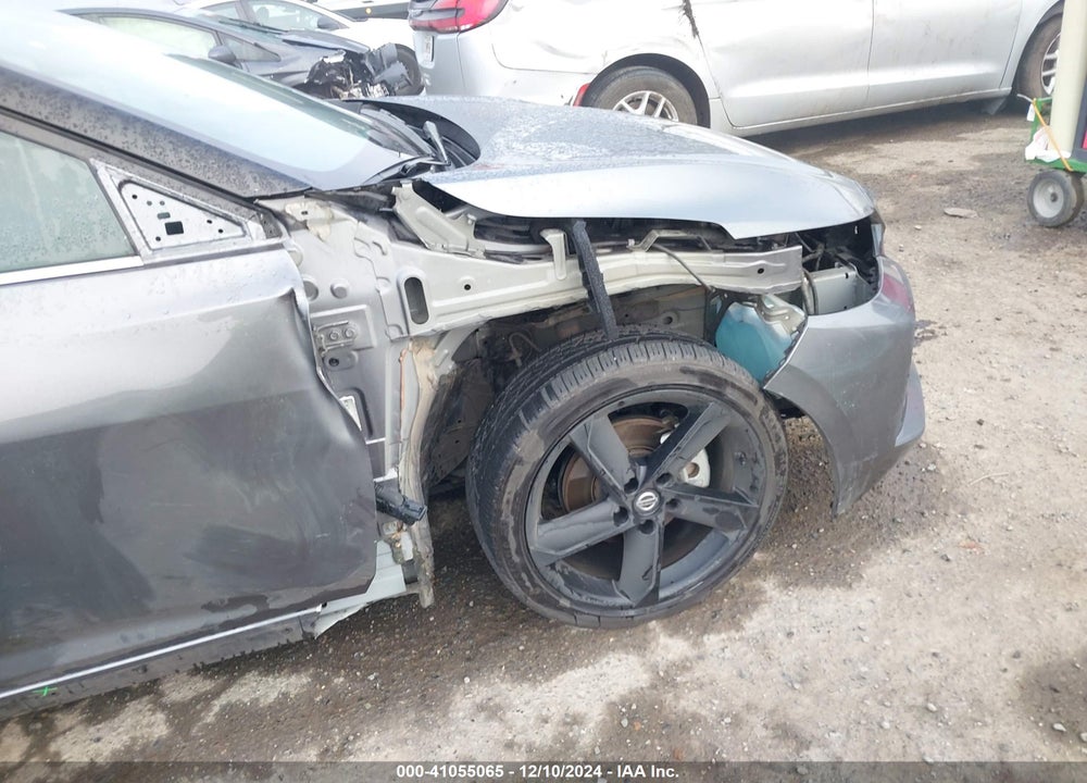 2022 NISSAN SENTRA SR XTRONIC CVT VIN: 3N1AB8DV7NY304350