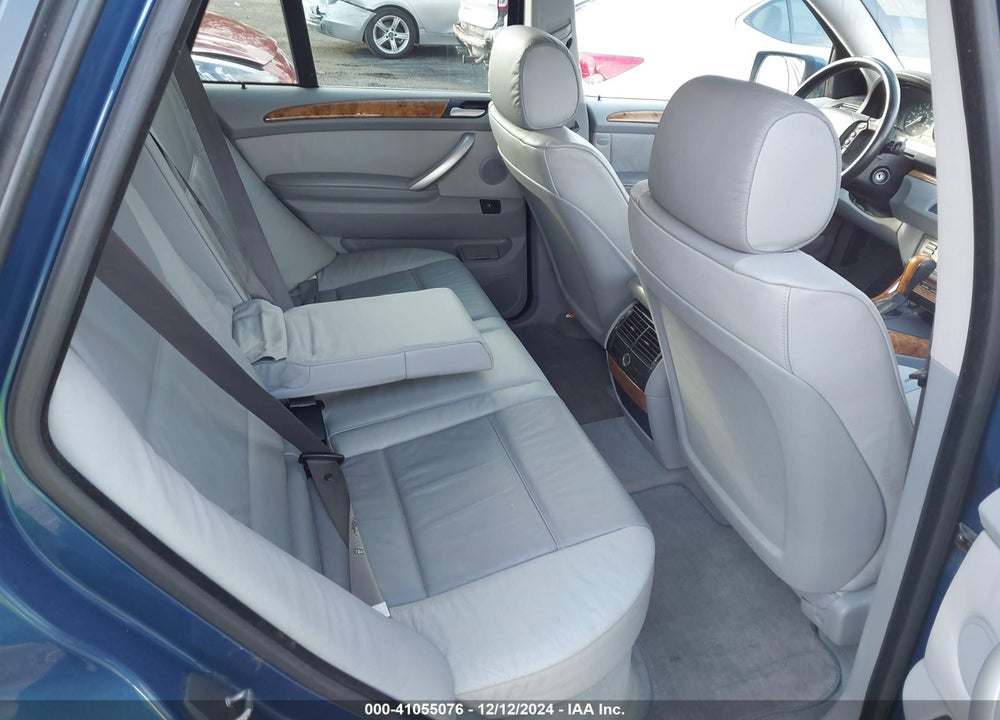 2001 BMW X5 4.4 VIN: WBAFB33501LH24719