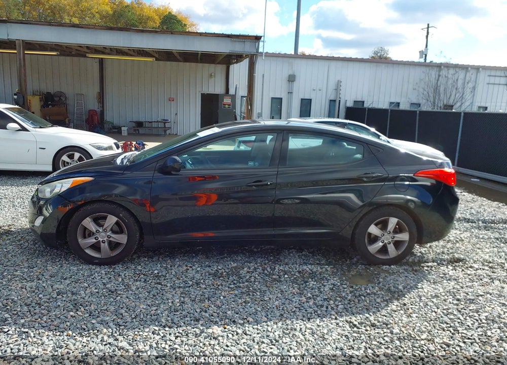 2013 HYUNDAI ELANTRA GLS VIN: 5NPDH4AE3DH427905