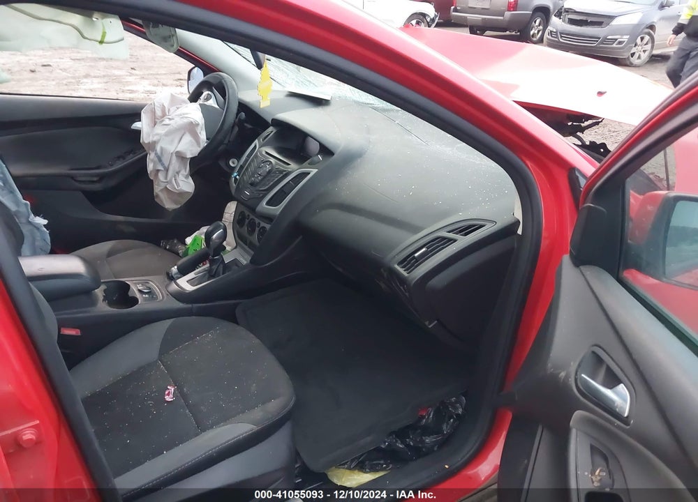 2014 FORD FOCUS VIN: 1FADP3F27EL190429