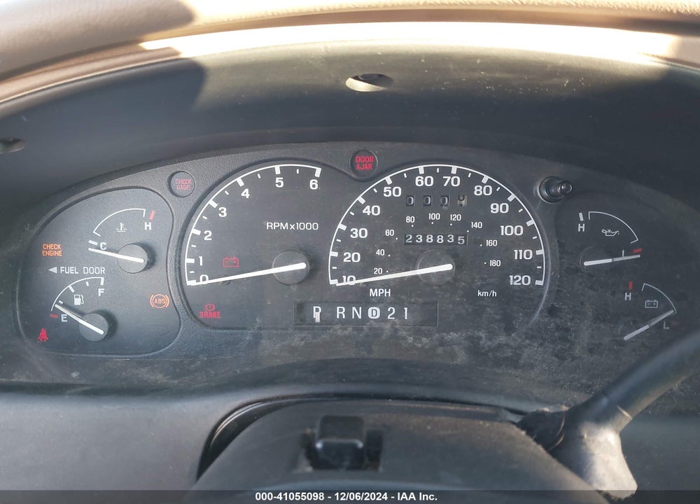 1999 FORD EXPLORER SPORT VIN: 1FMYU22E3XUB17372