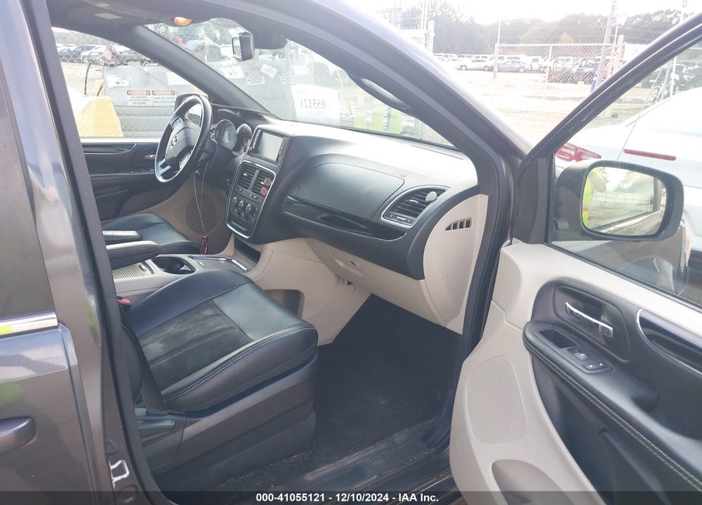 2019 DODGE GRAND CARAVAN SXT VIN: 2C4RDGCG3KR788617