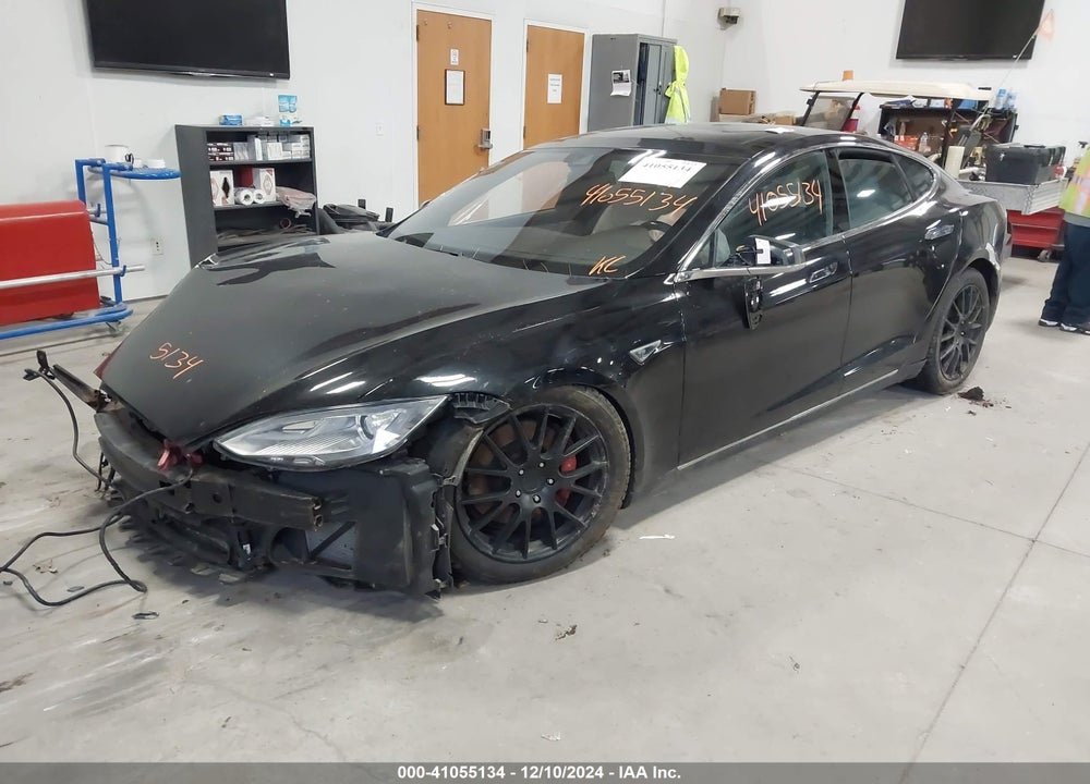2015 TESLA MODEL S 85D/P85D VIN: 5YJSA1E48FF102860