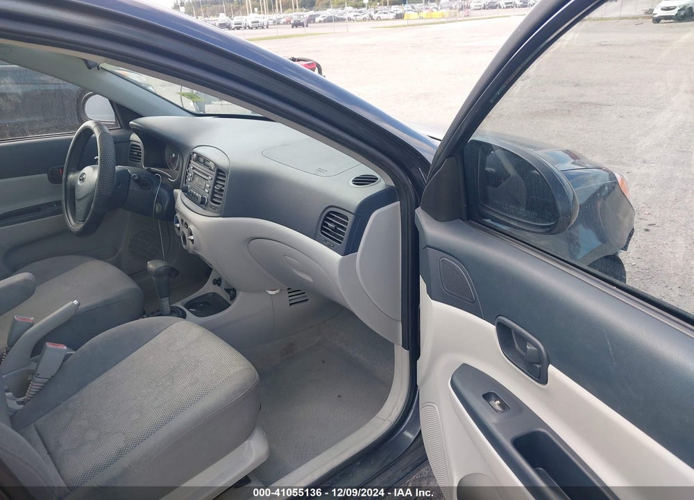 2007 HYUNDAI ACCENT GLS VIN: KMHCN46C47U093921