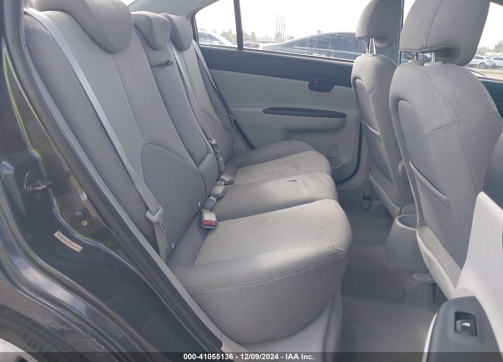 2007 HYUNDAI ACCENT GLS VIN: KMHCN46C47U093921