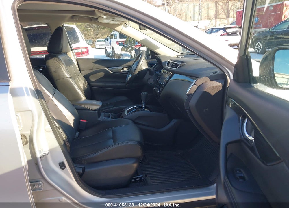 2015 NISSAN ROGUE SL VIN: 5N1AT2MV1FC916993