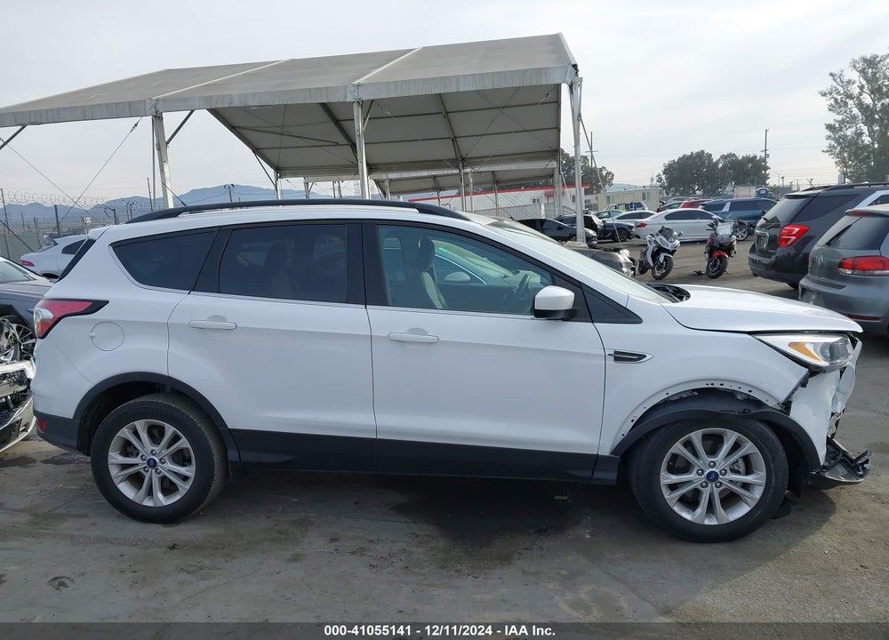 2018 FORD ESCAPE SE VIN: 1FMCU0GD0JUC88232