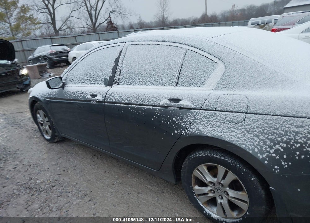 2010 HONDA ACCORD 2.4 LX-P VIN: 1HGCP2F48AA074889