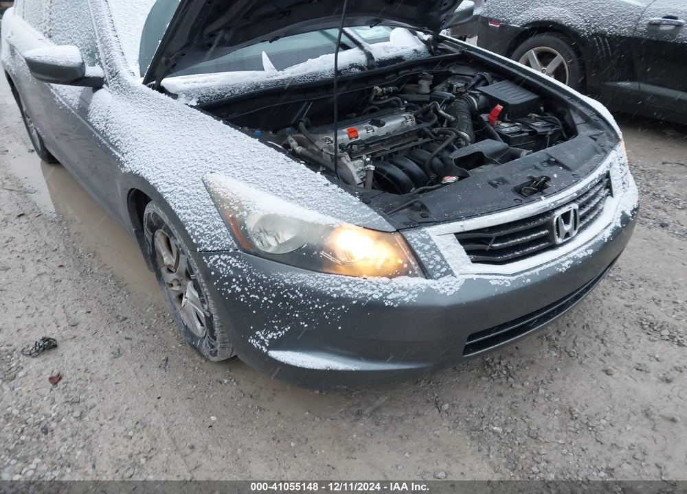 2010 HONDA ACCORD 2.4 LX-P VIN: 1HGCP2F48AA074889