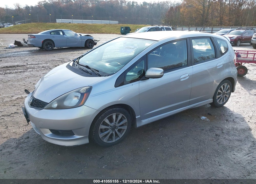 2013 HONDA FIT SPORT VIN: JHMGE8H58DC047438