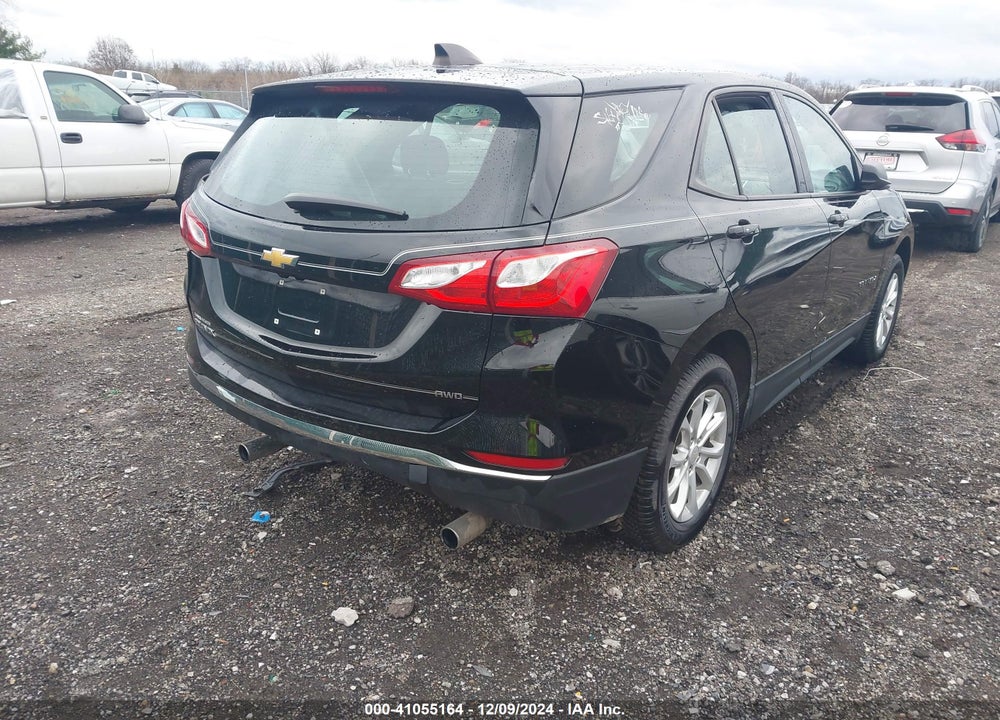 2018 CHEVROLET EQUINOX LS VIN: 2GNAXREV8J6336956