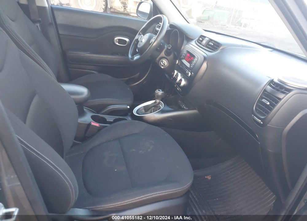2014 KIA SOUL VIN: KNDJN2A29E7060147