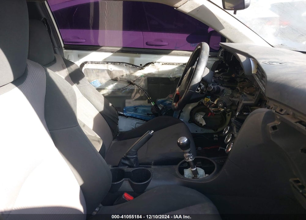 2015 SCION TC VIN: JTKJF5C7XFJ001967