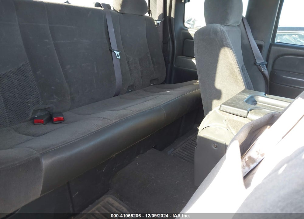 2007 CHEVROLET SILVERADO 2500HD CLASSIC LT1 VIN: 1GCHK29D47E153184