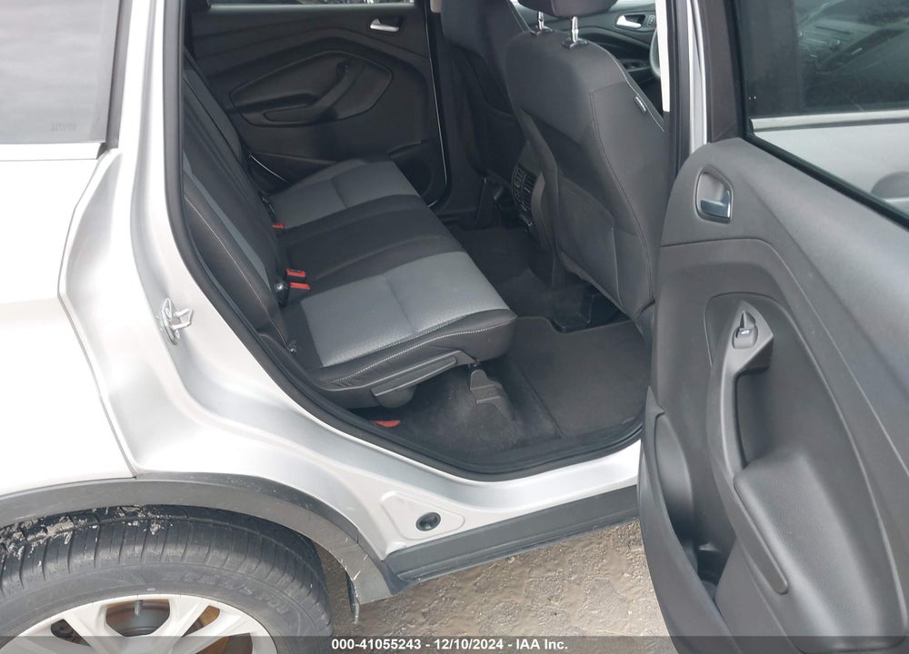 2017 FORD ESCAPE SE VIN: 1FMCU9GD1HUC06104