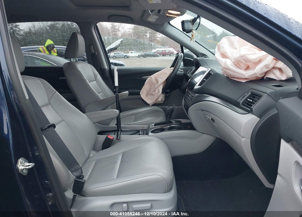 2018 HONDA PILOT EX-L VIN: 5FNYF6H74JB005226