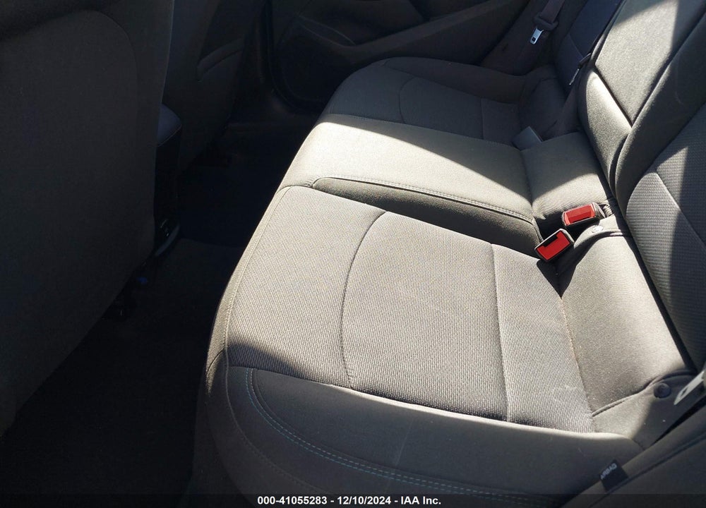 2017 CHEVROLET CRUZE LT AUTO VIN: 1G1BE5SM7H7263217