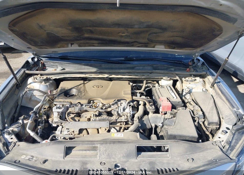 2018 TOYOTA CAMRY SE VIN: 4T1B11HK2JU062717