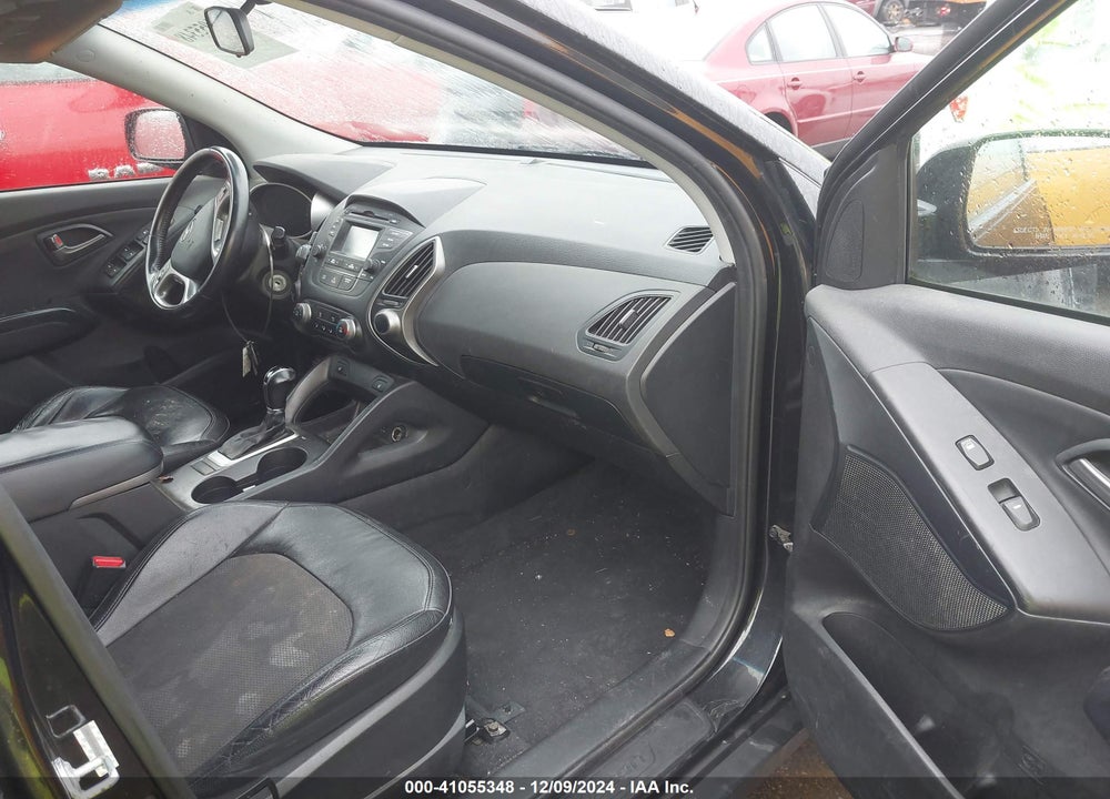 2015 HYUNDAI TUCSON SE VIN: KM8JU3AG4FU989889