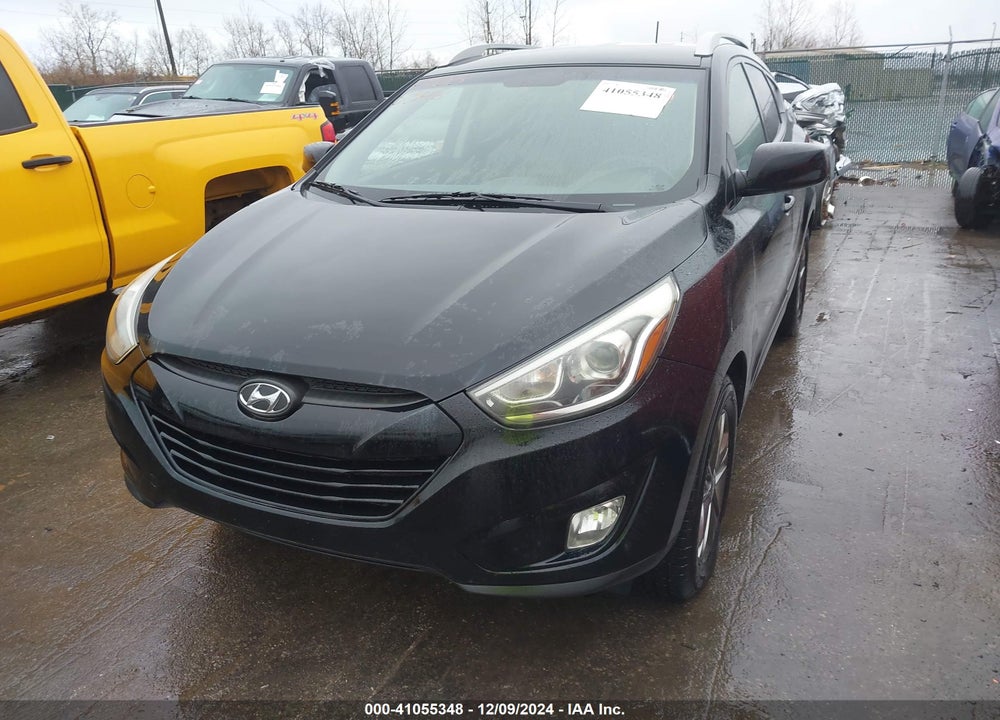 2015 HYUNDAI TUCSON SE VIN: KM8JU3AG4FU989889