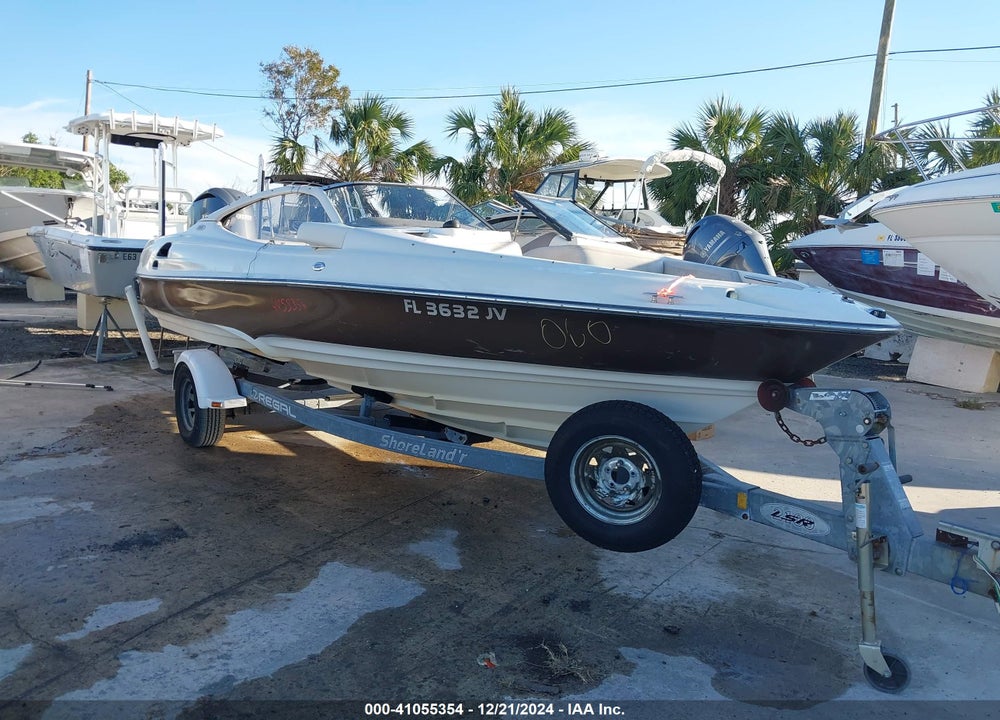 1998 REGAL BOAT VIN: RGMFB359J798