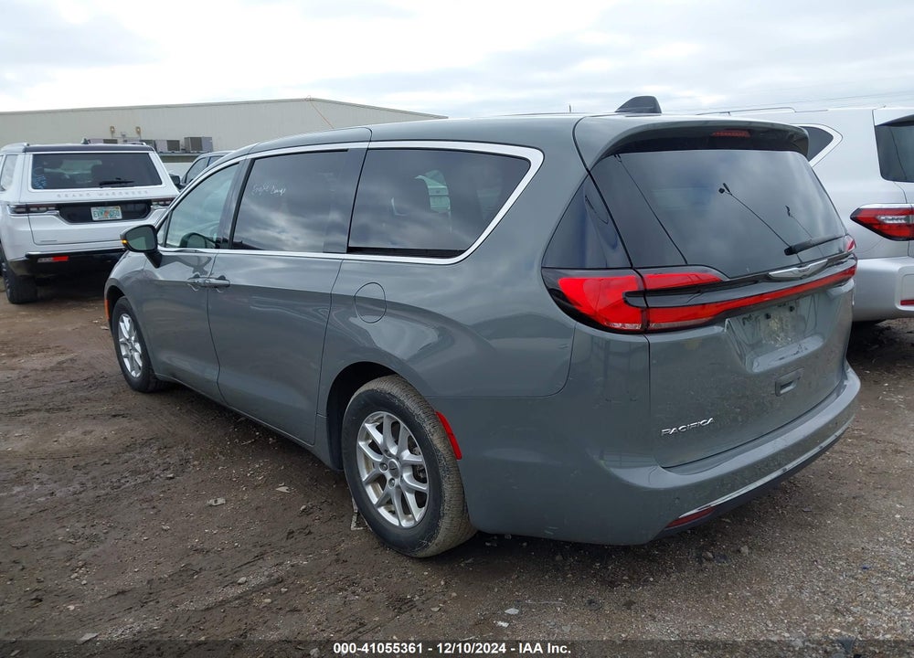2023 CHRYSLER PACIFICA TOURING L VIN: 2C4RC1BG4PR551918