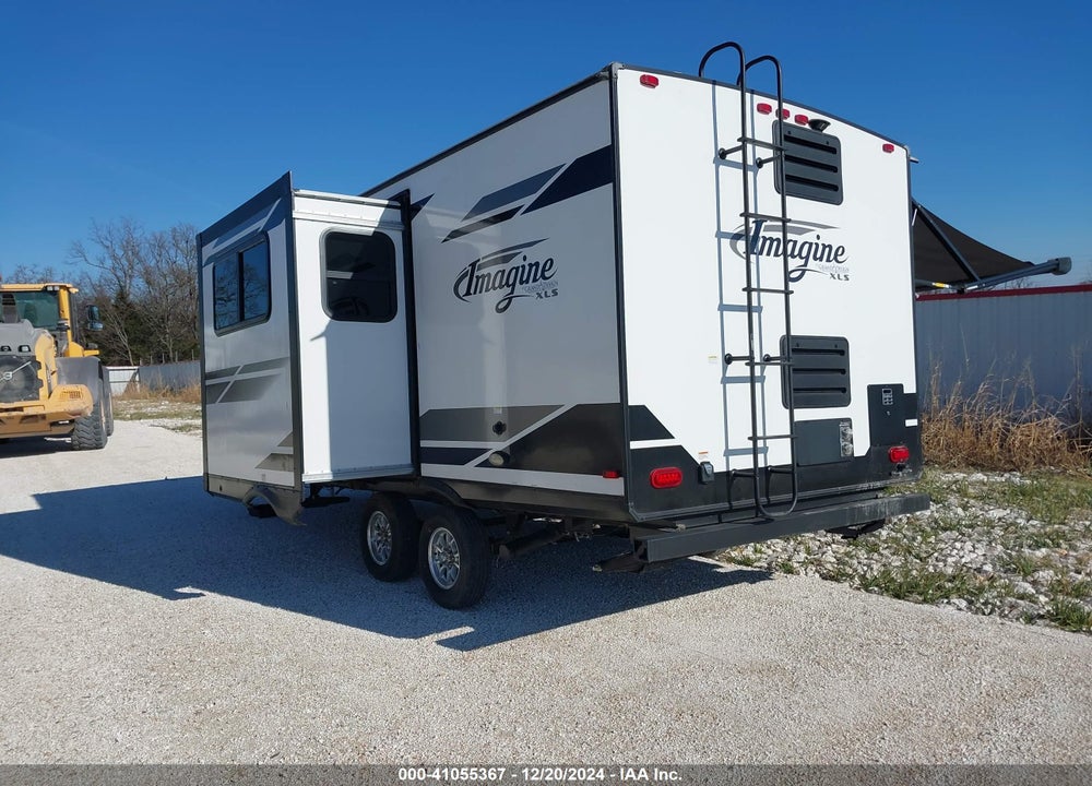 2021 WINNEBAGO IMAGINE XLS 17MKE VIN: 573TE2222M3421448