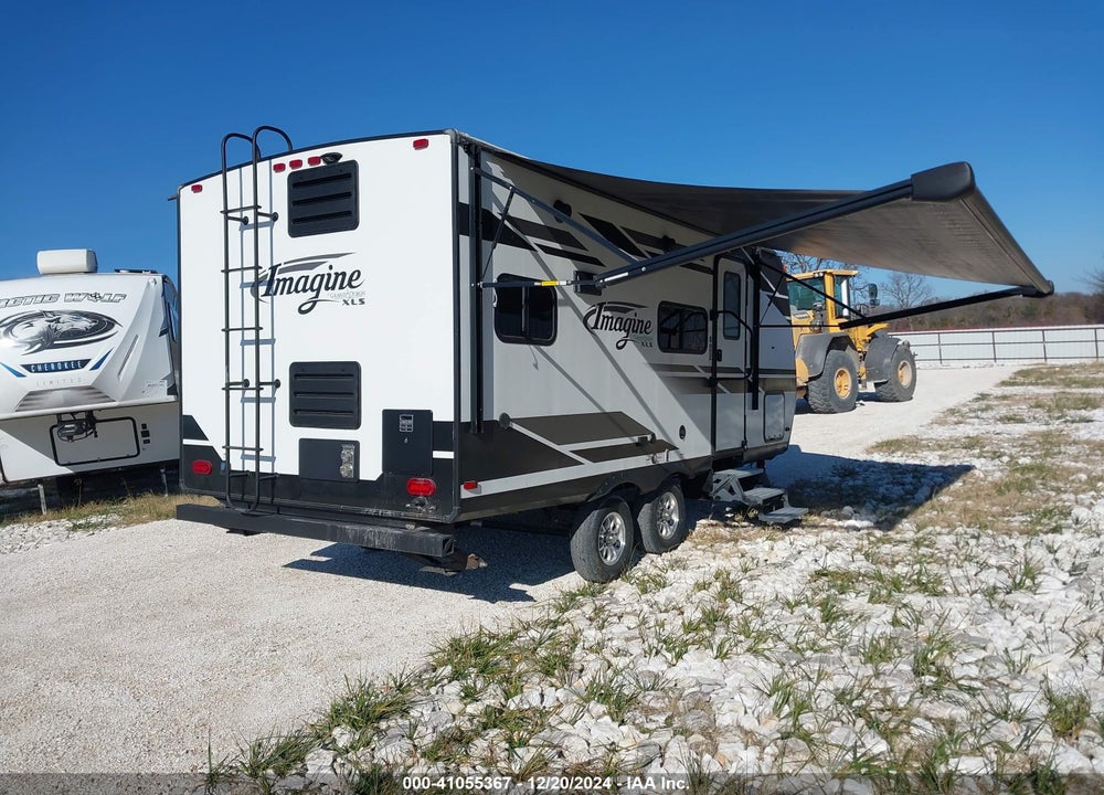 2021 WINNEBAGO IMAGINE XLS 17MKE VIN: 573TE2222M3421448