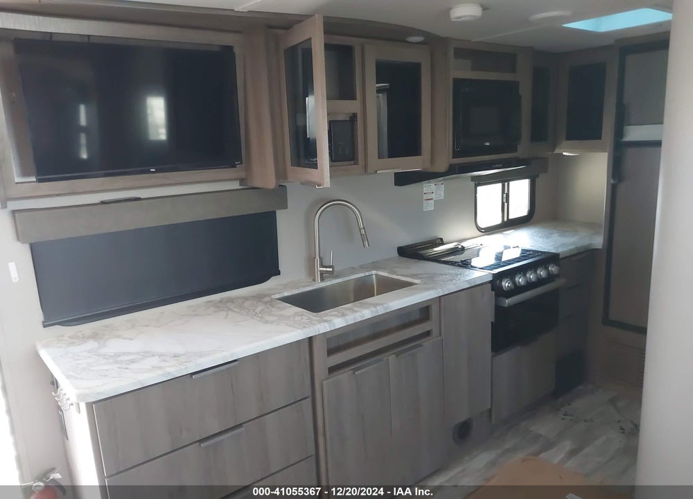 2021 WINNEBAGO IMAGINE XLS 17MKE VIN: 573TE2222M3421448