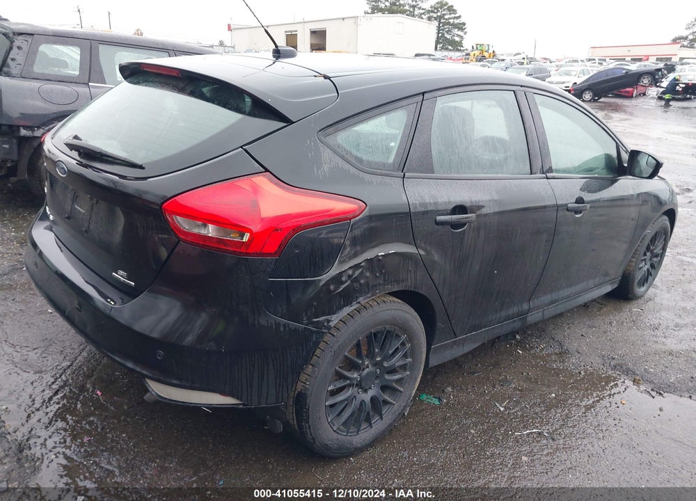 2015 FORD FOCUS SE VIN: 1FADP3K2XFL277703