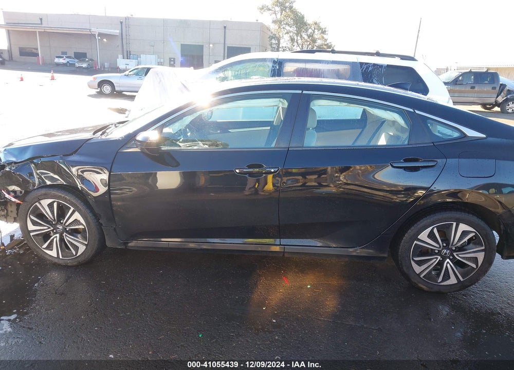 2017 HONDA CIVIC VIN: 19XFC1F31HE006899