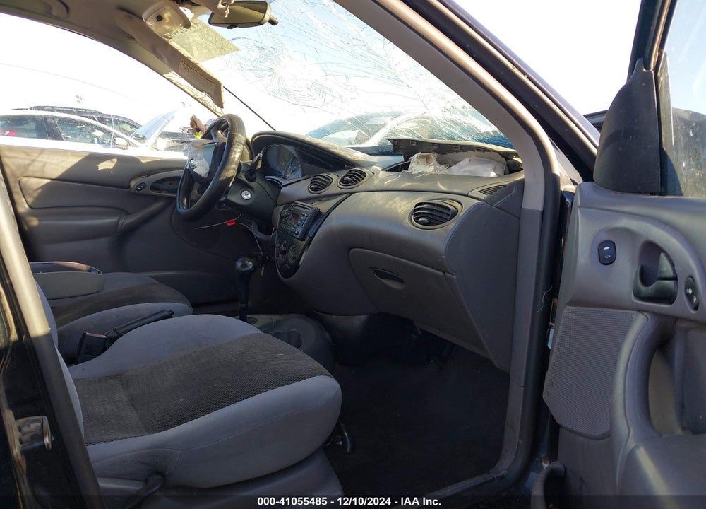 2004 FORD FOCUS SE VIN: 1FAFP34334W185519