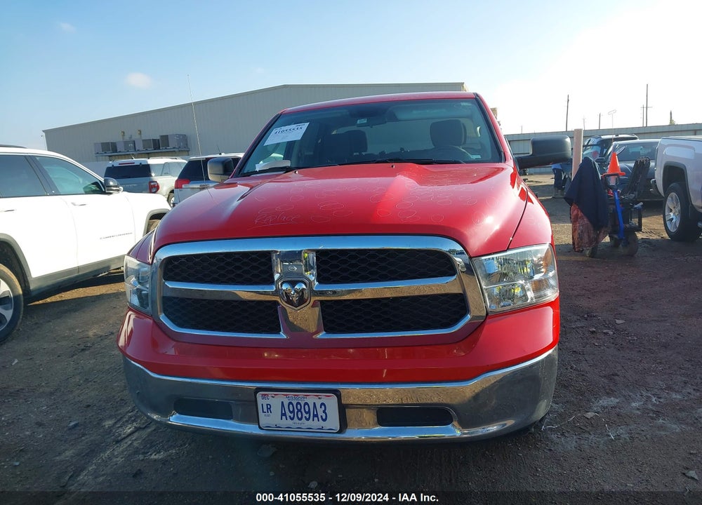 2022 RAM 1500 CLASSIC SLT 4X2 5'7 BOX VIN: 1C6RR6LG4NS169692