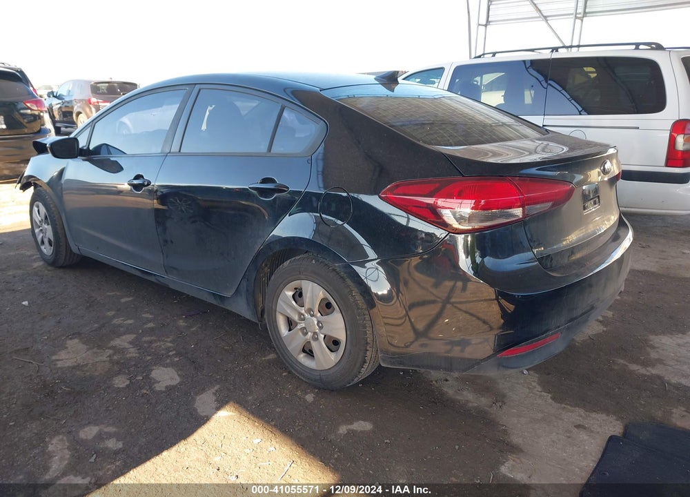 2017 KIA FORTE LX VIN: 3KPFK4A74HE075567