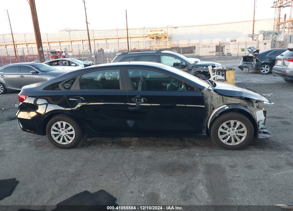 2024 KIA FORTE VIN: 3KPF24AD9RE814651