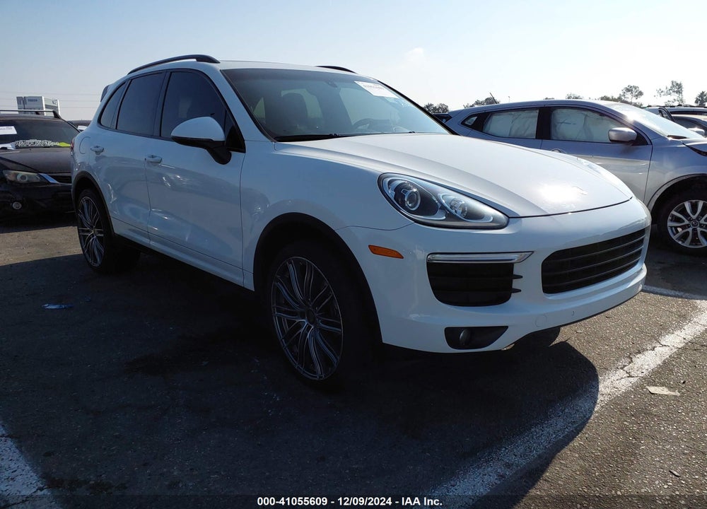 2016 PORSCHE CAYENNE VIN: WP1AA2A20GKA15236