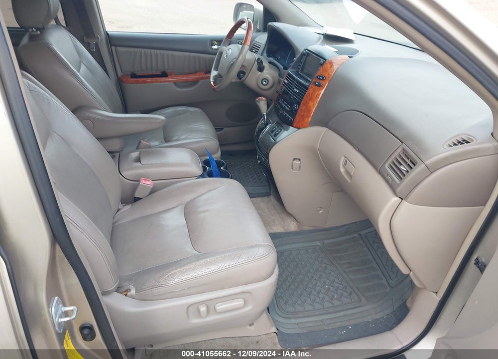 2008 TOYOTA SIENNA LIMITED VIN: 5TDZK22C58S135472