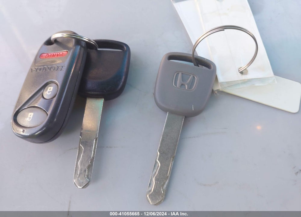 2004 HONDA CIVIC EX VIN: 2HGES26884H607694