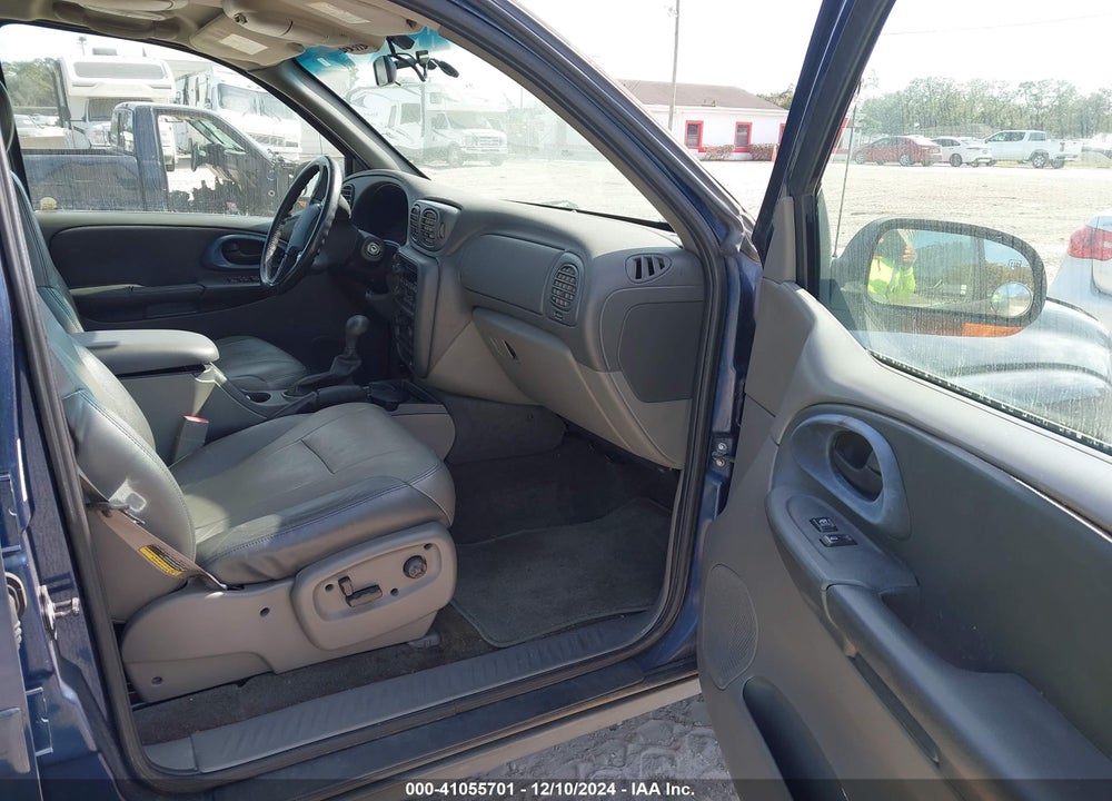 2002 CHEVROLET TRAILBLAZER LTZ VIN: 1GNDT13S222183721