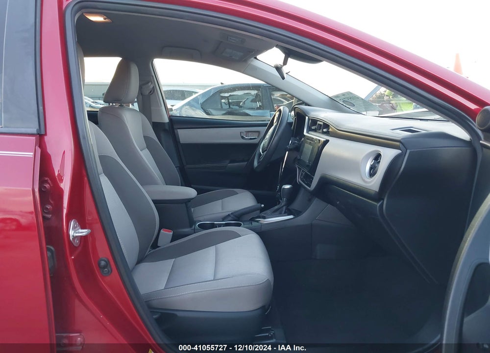2019 TOYOTA COROLLA LE VIN: 2T1BURHE2KC180690