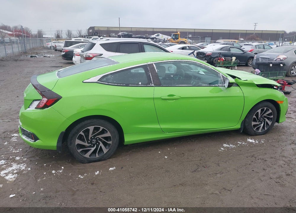 2018 HONDA CIVIC LX VIN: 2HGFC4A58JH305764