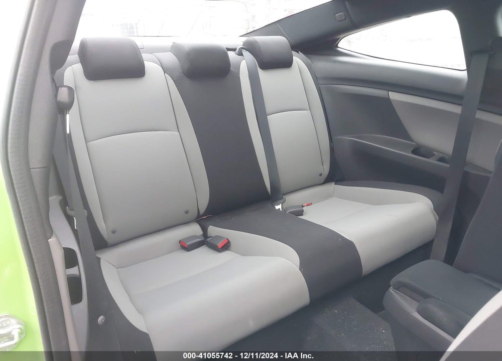 2018 HONDA CIVIC LX VIN: 2HGFC4A58JH305764