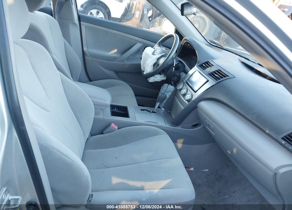 2009 TOYOTA CAMRY LE VIN: 4T1BE46KX9U326853