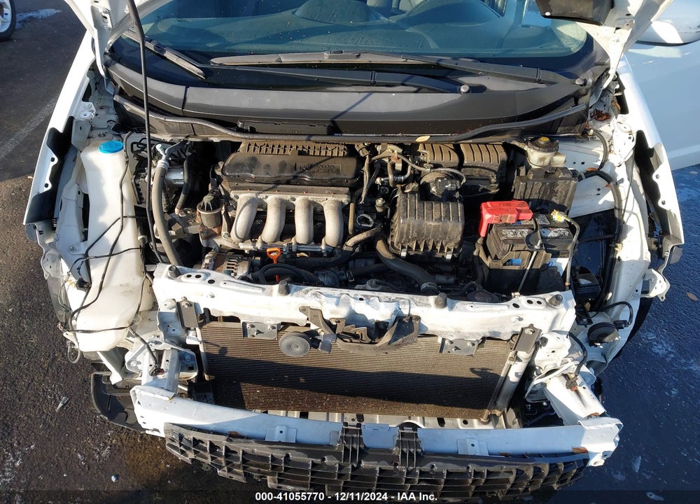 2013 HONDA FIT VIN: JHMGE8H35DC069203