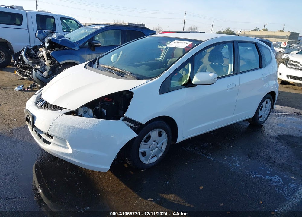 2013 HONDA FIT VIN: JHMGE8H35DC069203