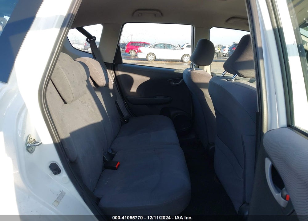2013 HONDA FIT VIN: JHMGE8H35DC069203