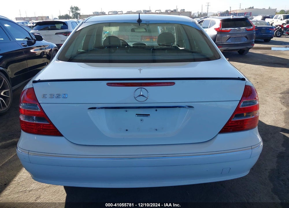 2004 MERCEDES-BENZ E 320 VIN: WDBUF65J44A460152