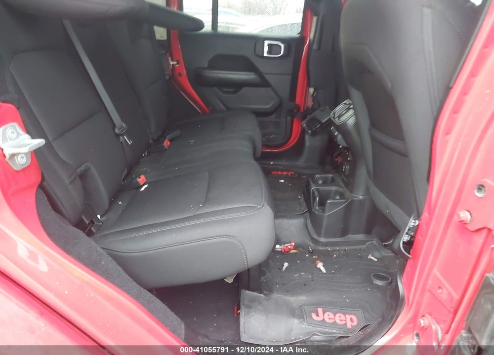 2021 JEEP WRANGLER UNLIMITED SAHARA VIN: 1C4HJXEN1MW632456
