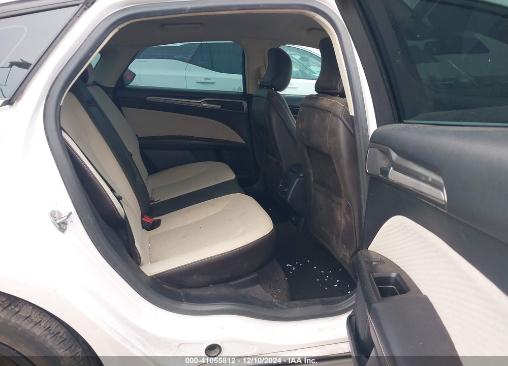 2019 FORD FUSION VIN: 3FA6P0HD3KR283242